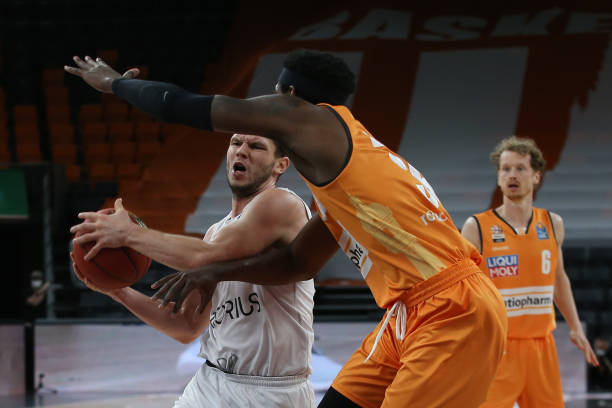 主帅阿莱格 主帅阿莱格