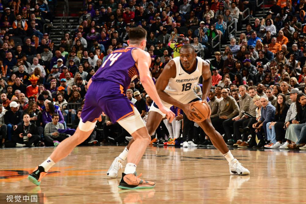 有国际背景 有国际背景