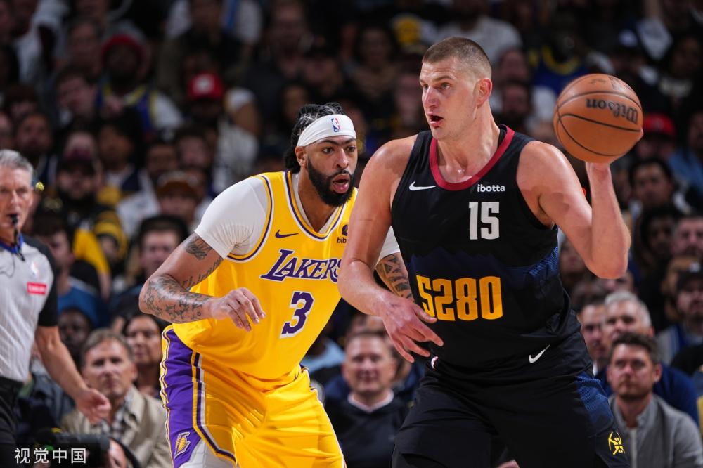 土球员和新 土球员和新